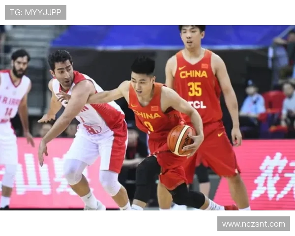 杭州篮球队防反体系解析:高效战术与团队协作的完美结合 杭州篮球队防反体系解析:高效战术与团队协作的完美结合