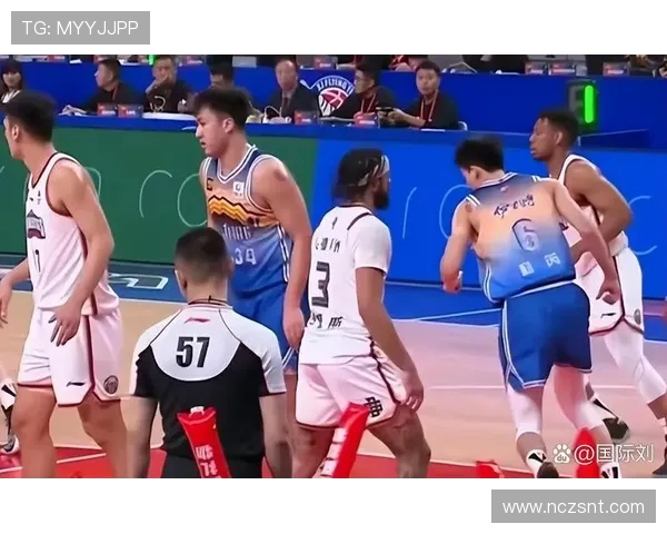 2017年CBA季后赛辽宁队与新疆队激战回顾及精彩瞬间分析