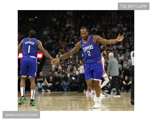 2020年勇士与快船精彩对决回放分析与战术解读