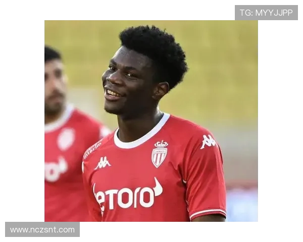 楚阿梅尼的成长之路与未来展望:从新星到足坛巨星的蜕变之旅 楚阿梅尼的成长之路与未来展望:从新星到足坛巨星的蜕变之旅